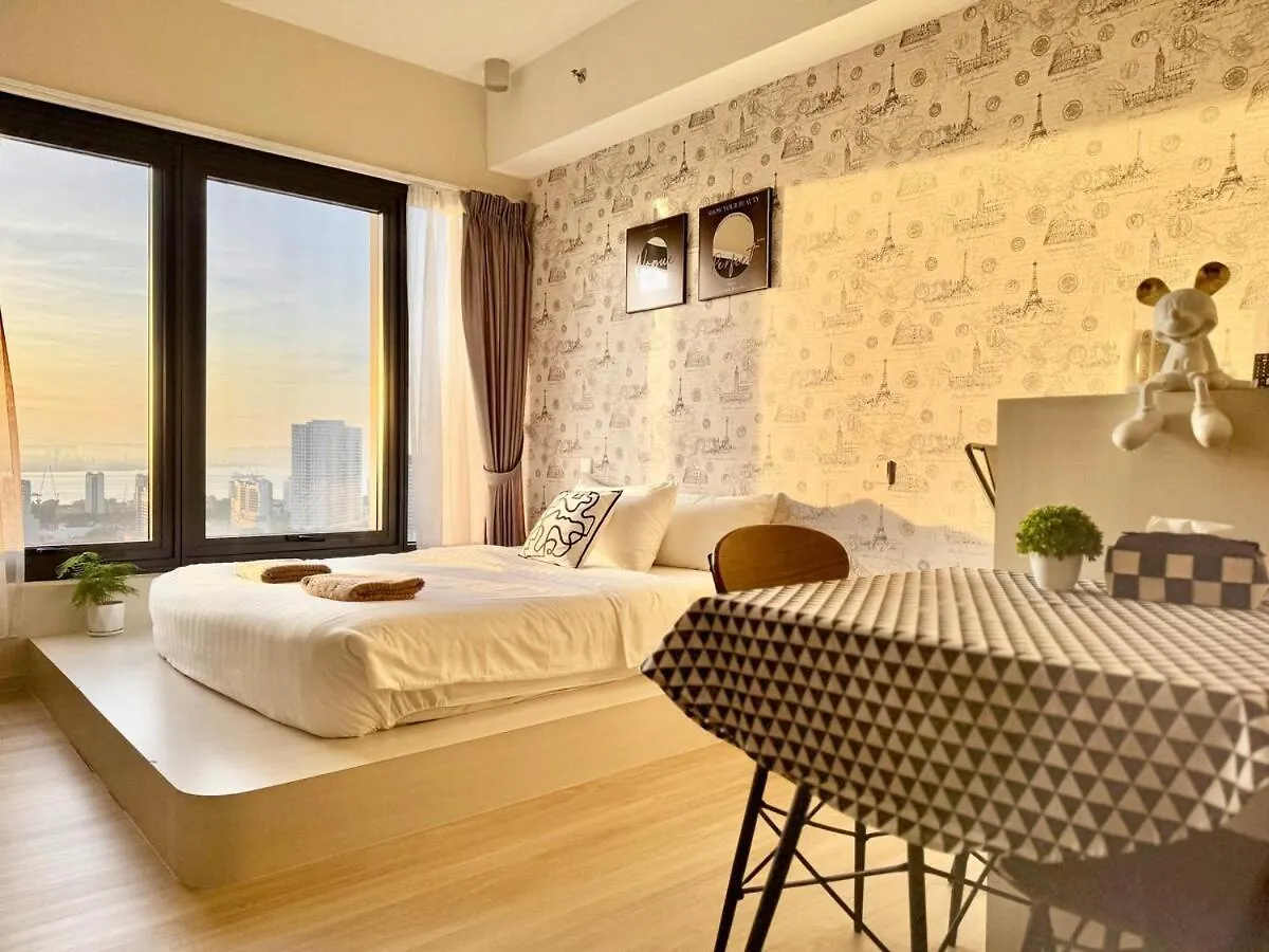 Daire Tropicana 218 Macalister #Georgetown #Infinity Pool #2Pax Studio Suite #1 Queen #Quality Well Maintained #Private Host Malezya